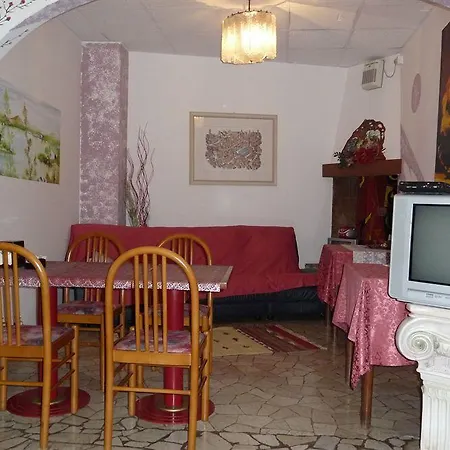 Hotel Dream Hotel 2*